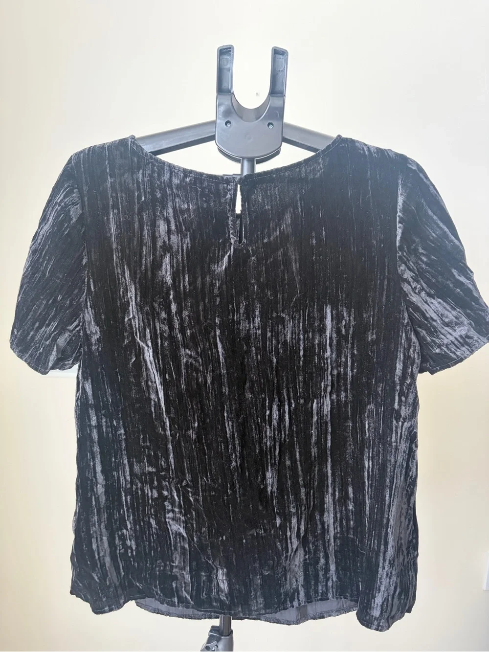 NWT NYDJ Black Crushed Velvet Woven Tee 0X - Luxe Basic